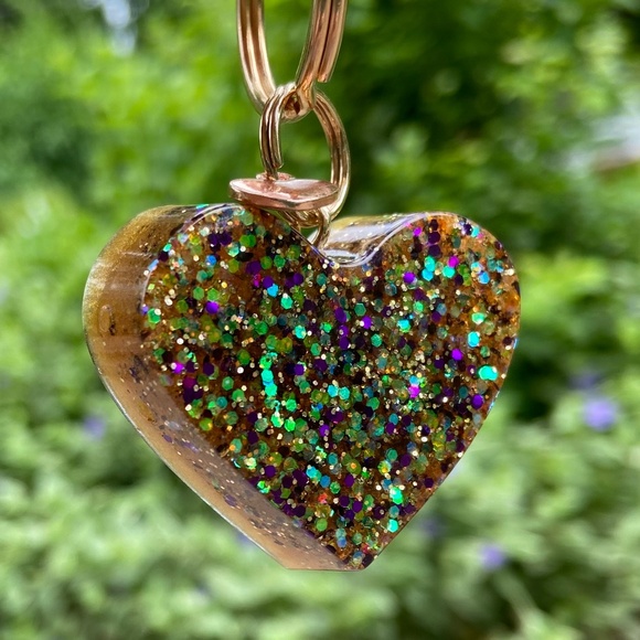 Heart shaped keychain - Picture 2 of 2